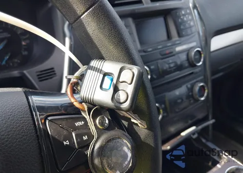 2017 Ford Police Interceptor из США, поврежденный, VIN 1FM5K8AR4HGD26216